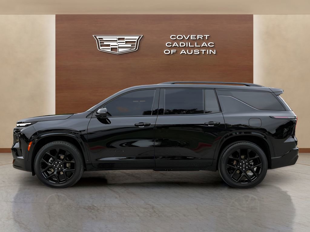 Used 2025 Chevrolet Traverse RS FWD image 2