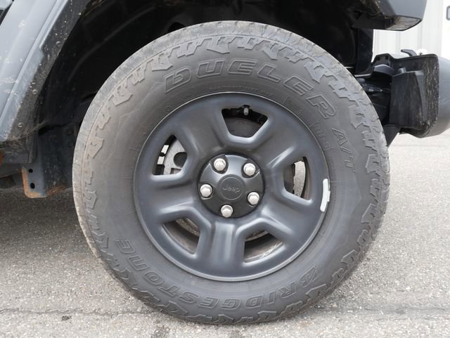 Used 2023 Jeep Gladiator Sport AWD/4WD image 10