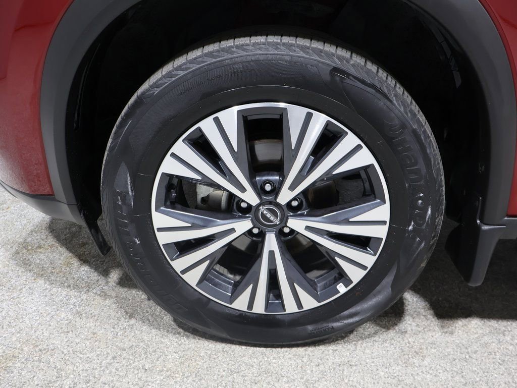 Used 2023 Nissan Rogue SV w/ SV Premium B Package image 10