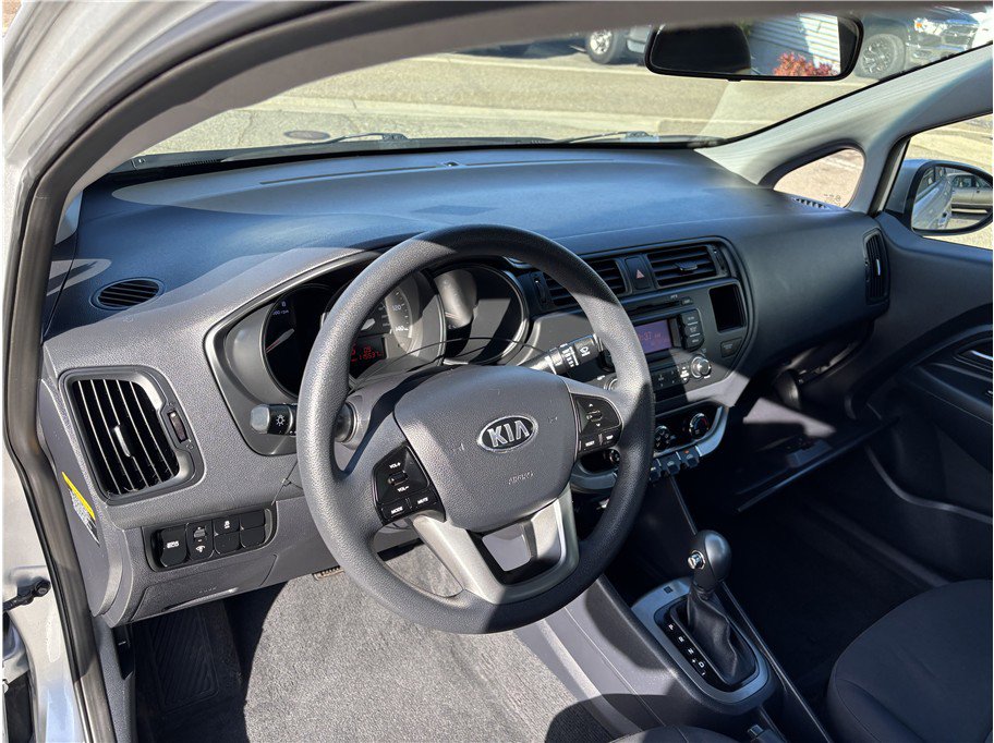 Used 2013 Kia Rio LX w/ PWR Pkg image 12