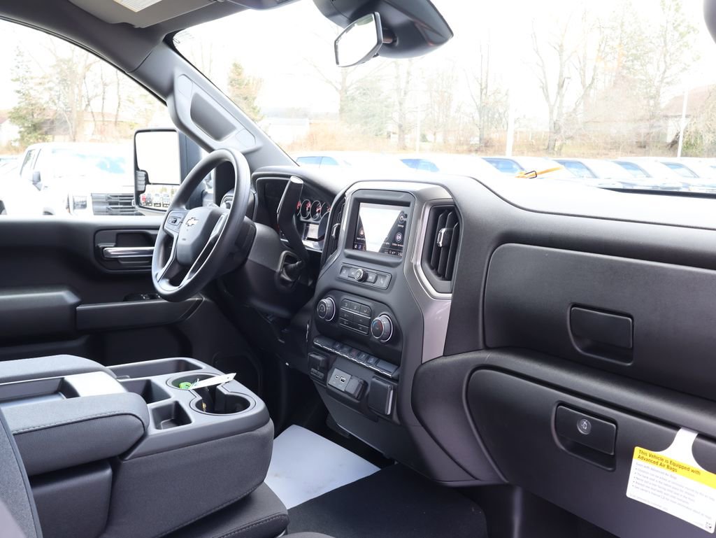 New 2026 Chevrolet Silverado 2500 Custom w/ Custom Convenience Package image 39