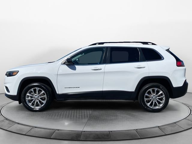 Used 2022 Jeep Cherokee Latitude Lux w/ Mopar Interior Package image 2
