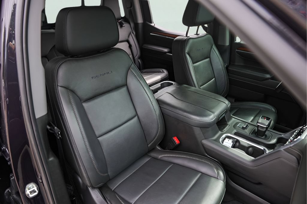 Used 2023 GMC Sierra 1500 Denali w/ Denali Reserve Package AWD/4WD image 30