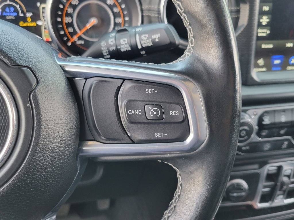 Used 2022 Jeep Wrangler Unlimited Sahara w/ Cold Weather Group AWD/4WD image 6
