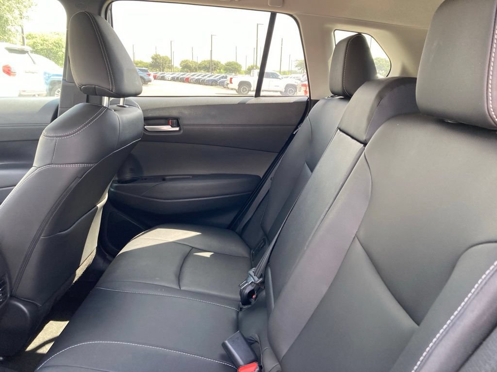 Certified 2025 Toyota Corolla Cross XLE FWD image 10