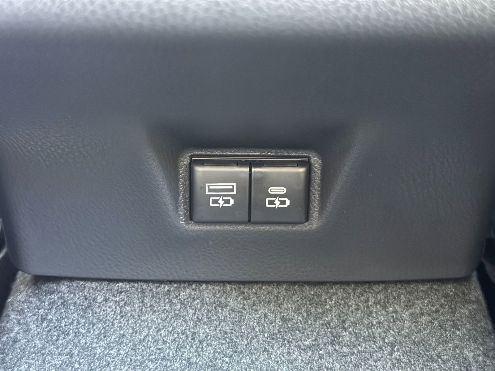 Used 2026 Toyota Camry XLE w/ Premium Plus Package AWD/4WD image 31