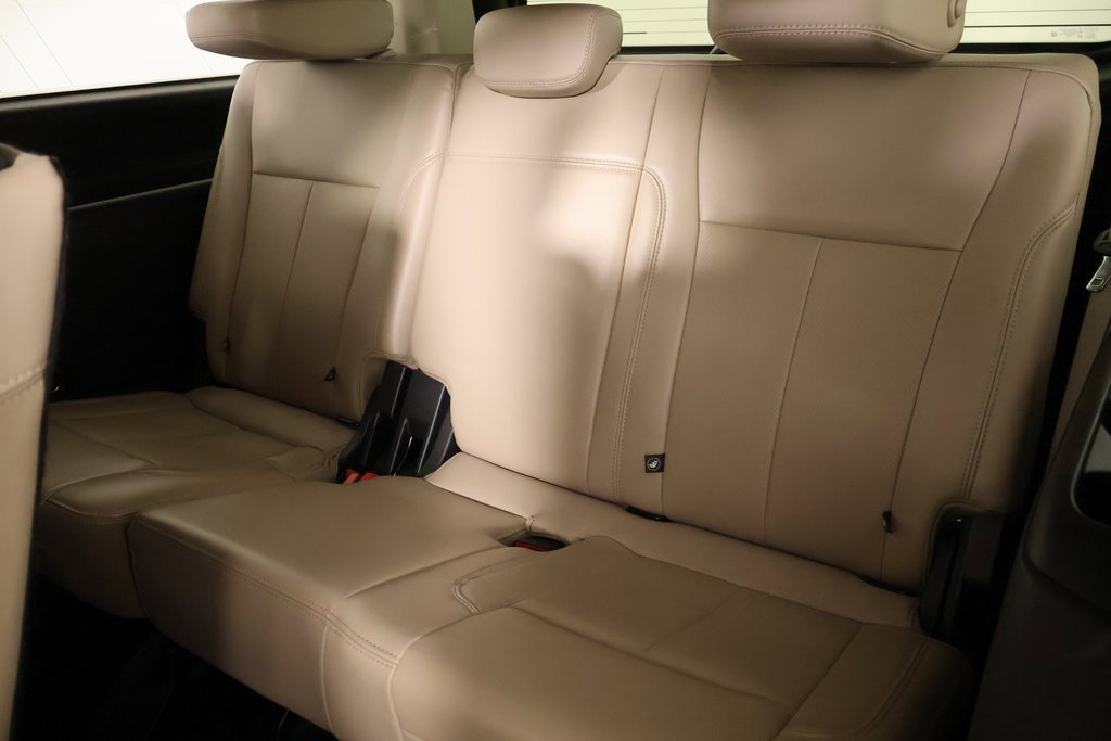 Used 2023 Ford Expedition Max XLT image 14