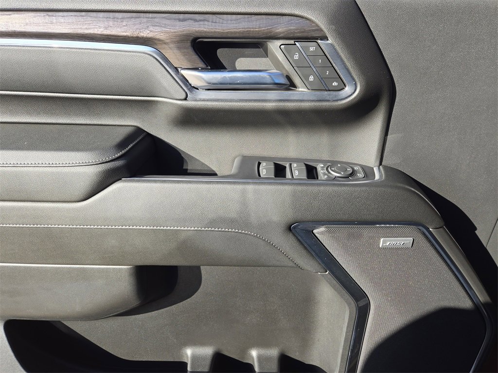 Used 2024 Chevrolet Silverado 2500 LTZ w/ LTZ Plus Package image 18