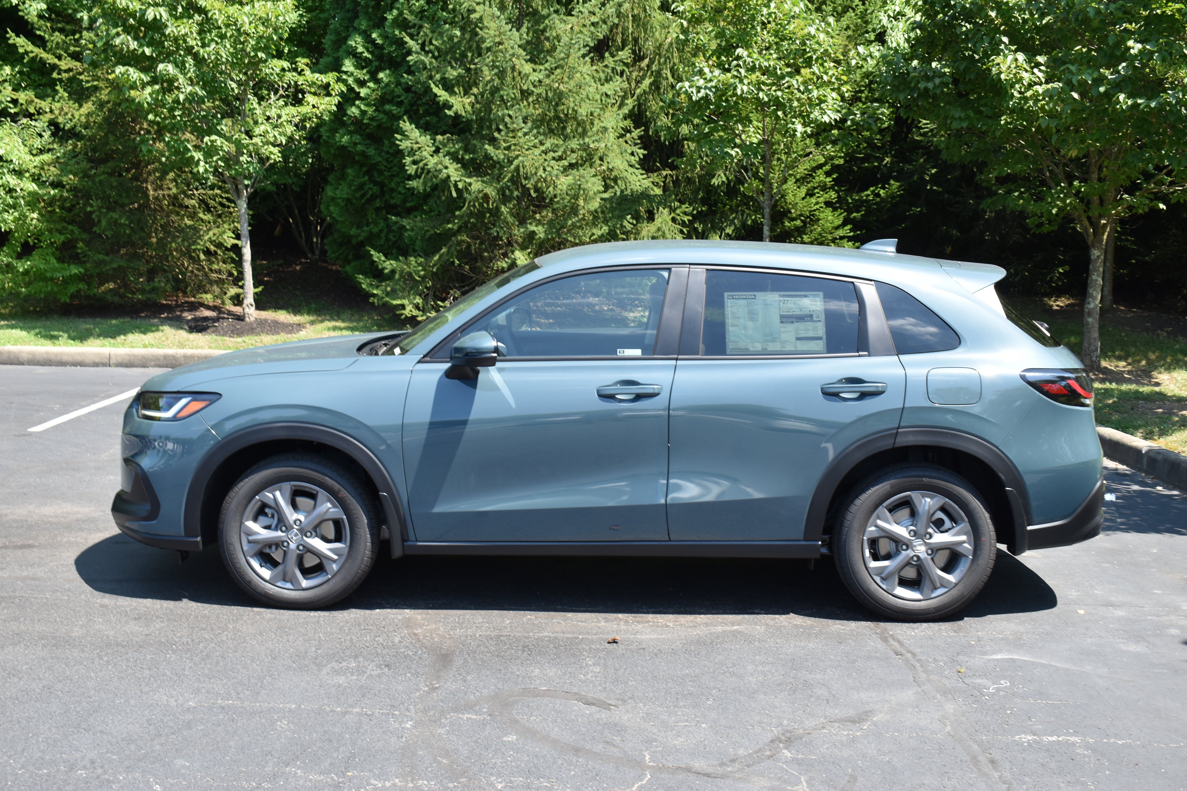New 2027 Honda HR-V LX image 4