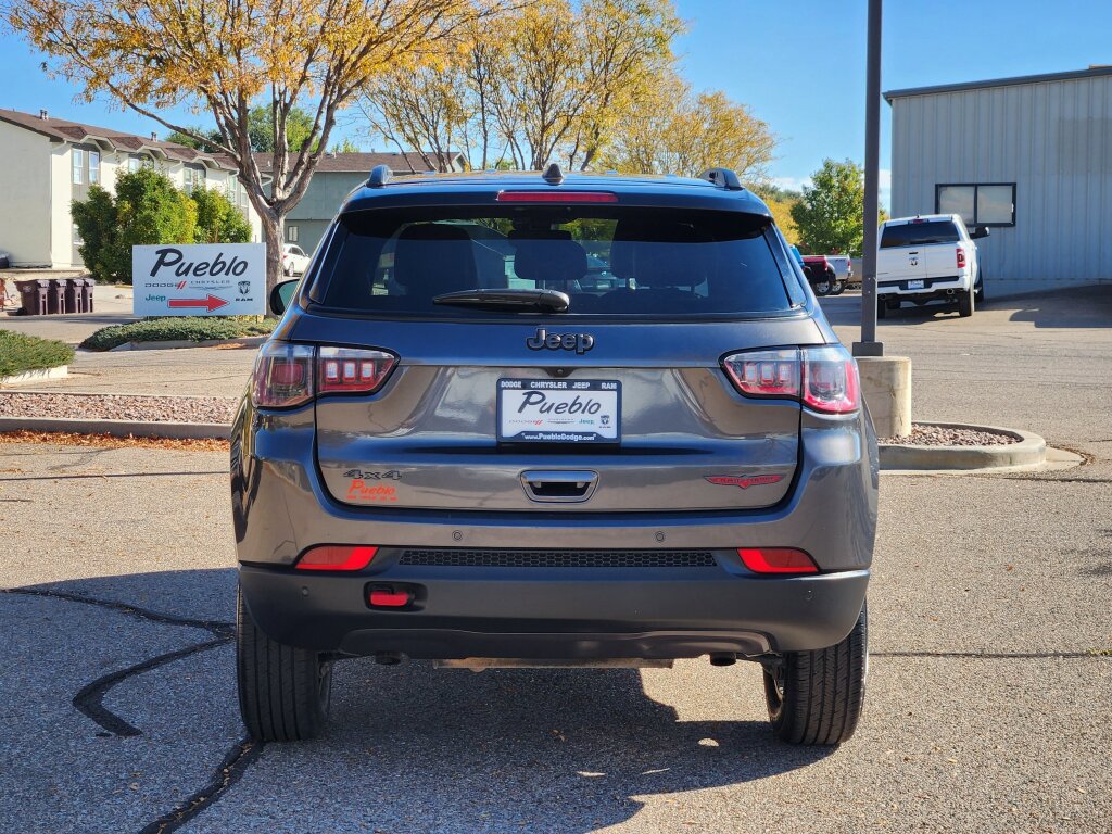 Used 2023 Jeep Compass Trailhawk image 4