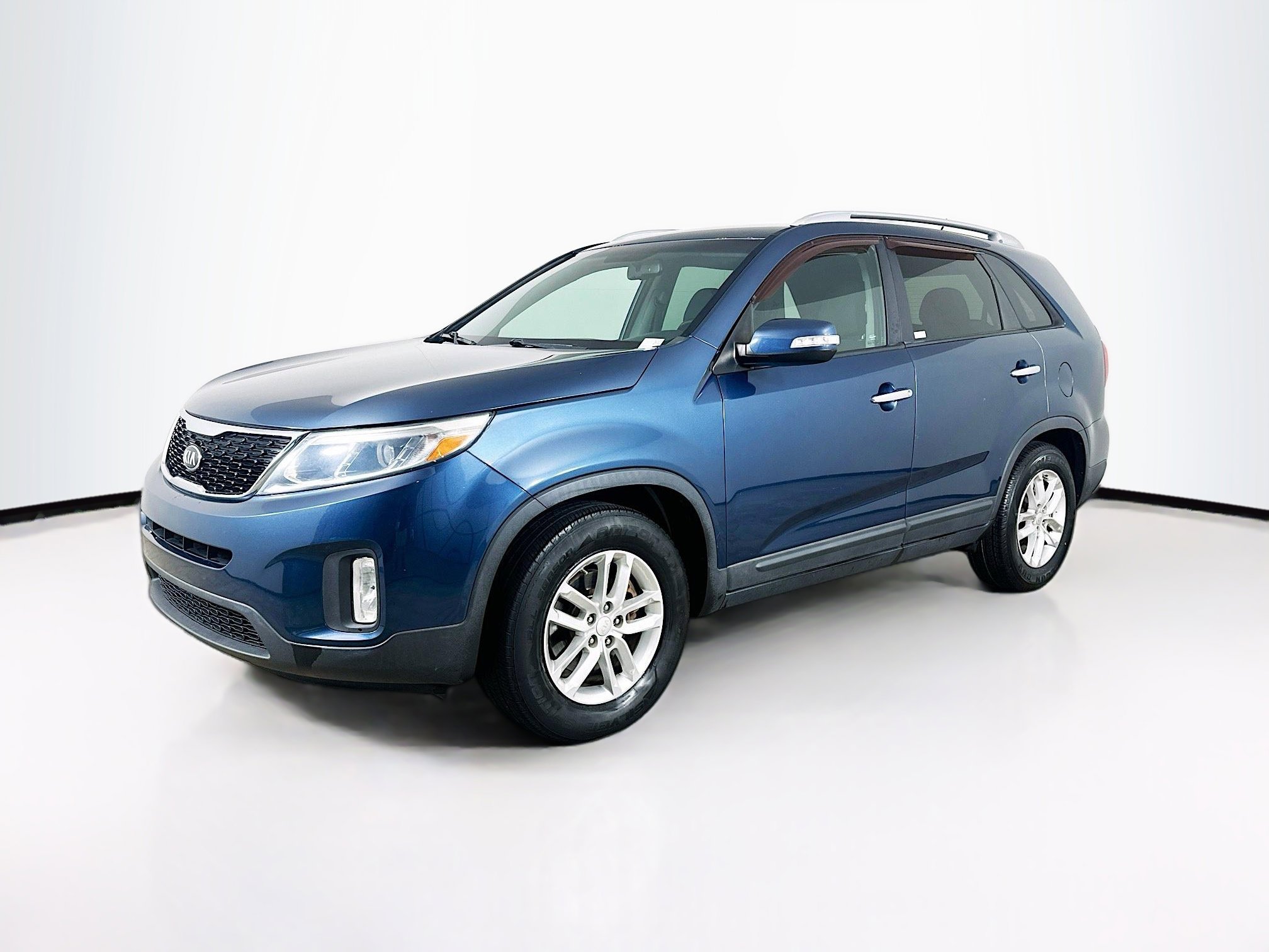 Used 2015 Kia Sorento LX FWD image 3