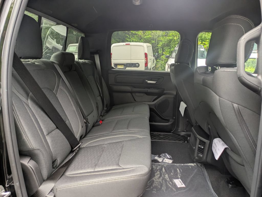 New 2026 RAM 1500 Express AWD/4WD image 27