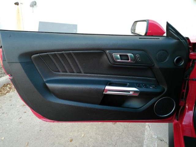 Used 2023 Ford Mustang Premium image 21