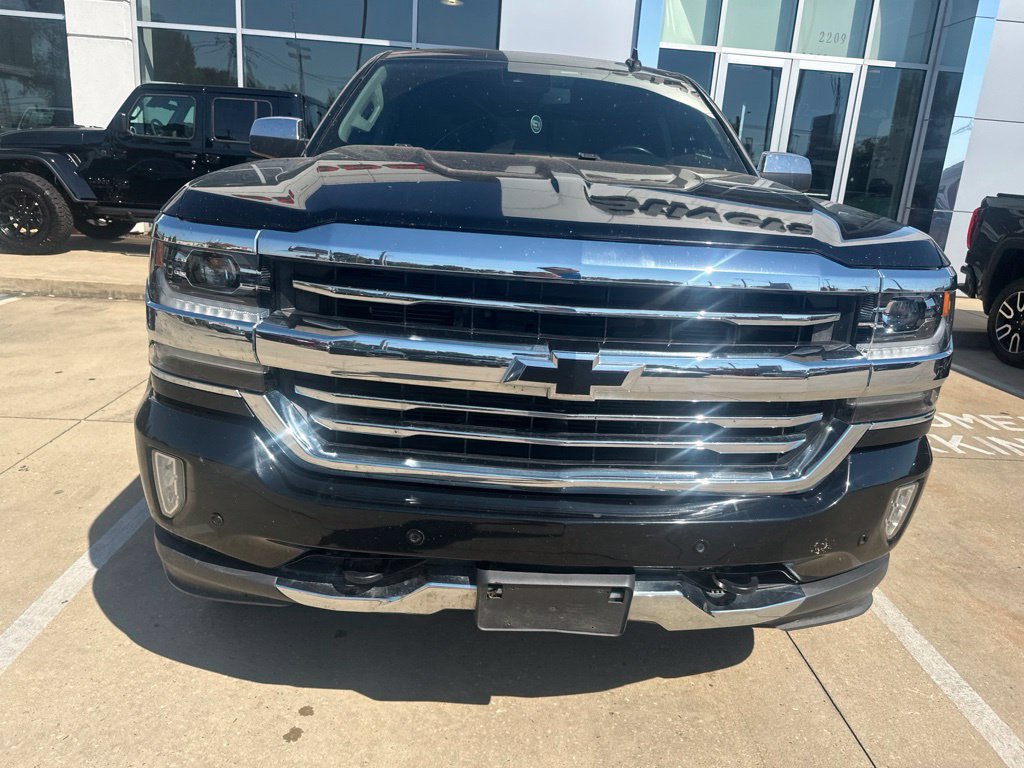 Used 2017 Chevrolet Silverado 1500 High Country AWD/4WD image 5