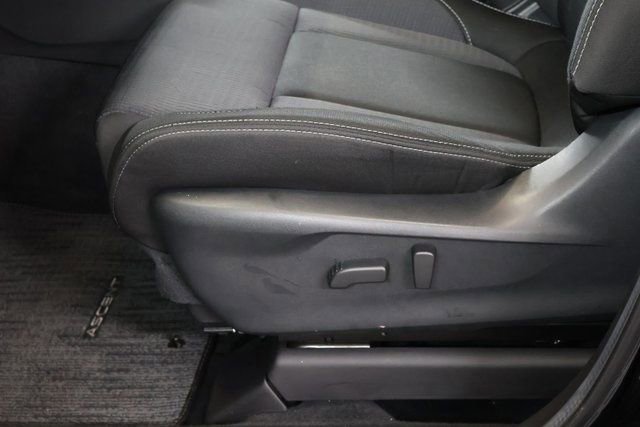 Used 2024 Subaru Ascent Premium w/ Convenience Package image 12
