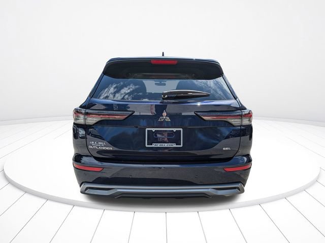 Used 2025 Mitsubishi Outlander SEL FWD image 5