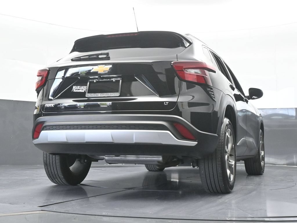 Used 2026 Chevrolet Trax LT FWD image 55