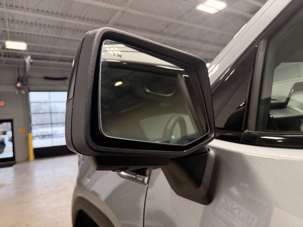 Used 2025 GMC Sierra 1500 AT4 w/ AT4 Premium Package image 16