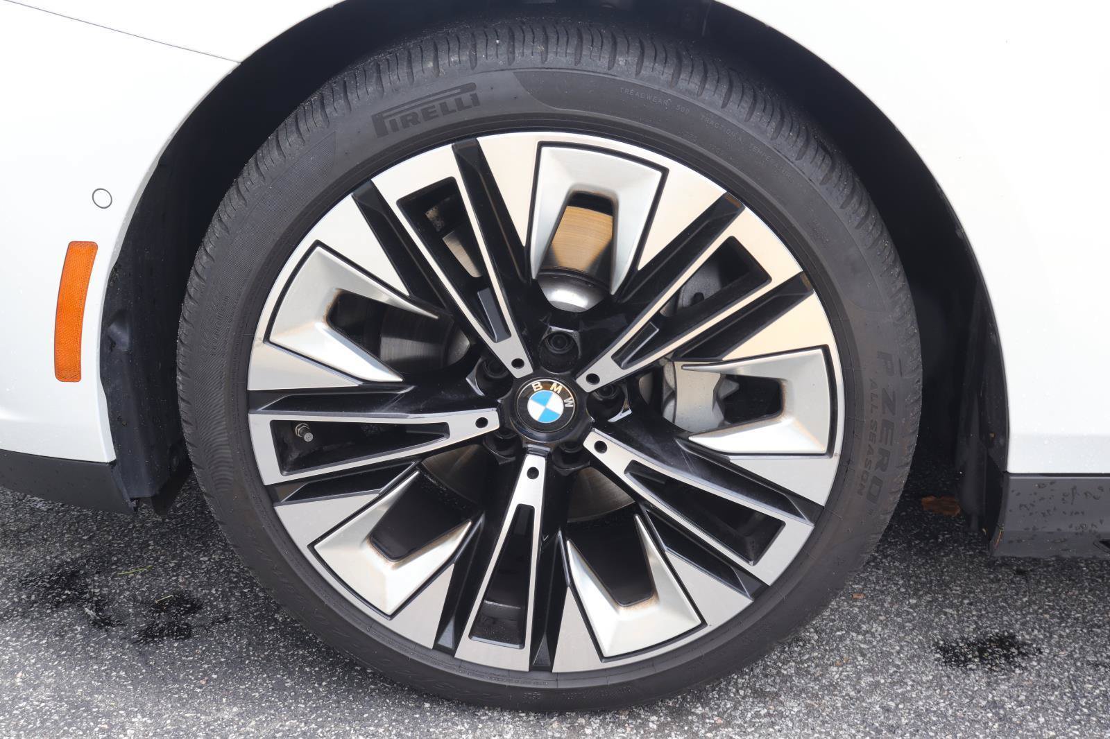 Used 2026 BMW 530i RWD image 39