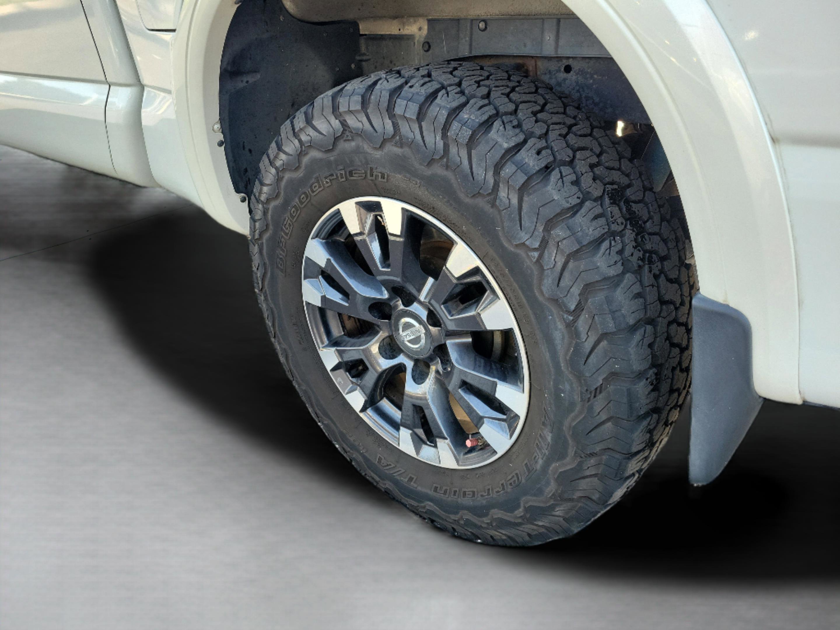 Used 2018 Nissan Titan PRO-4X image 33