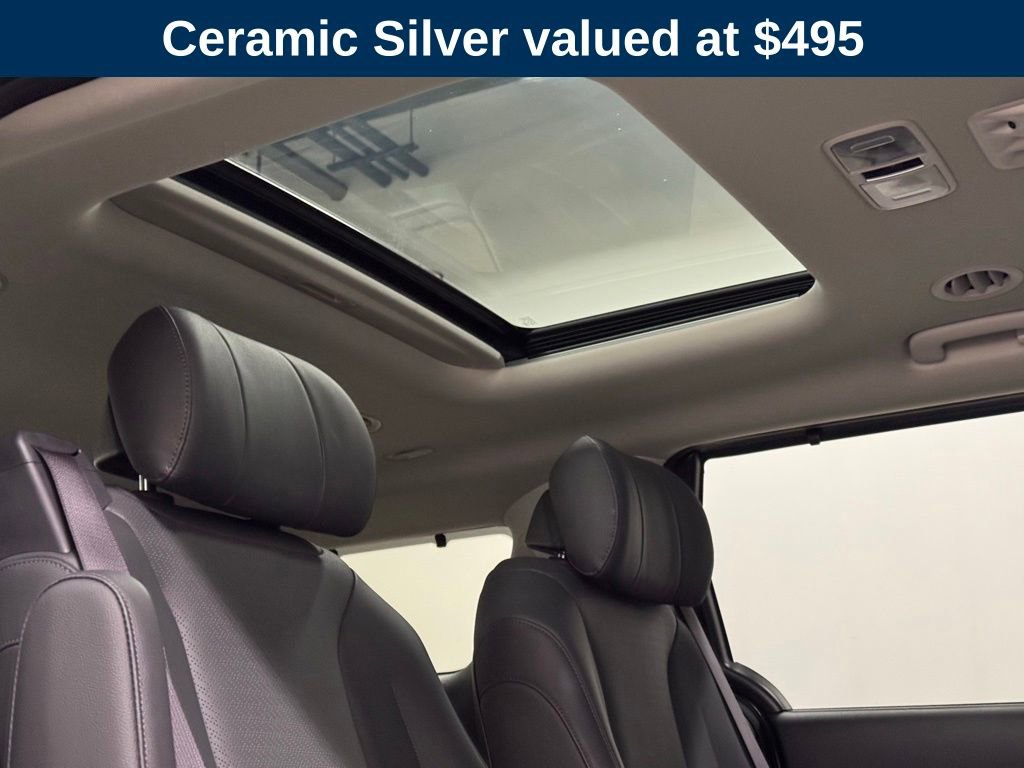 Used 2024 Kia Carnival SX Prestige image 4