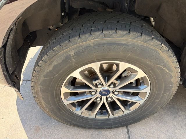 Used 2020 Ford F150 XLT w/ Equipment Group 302A Luxury AWD/4WD image 11