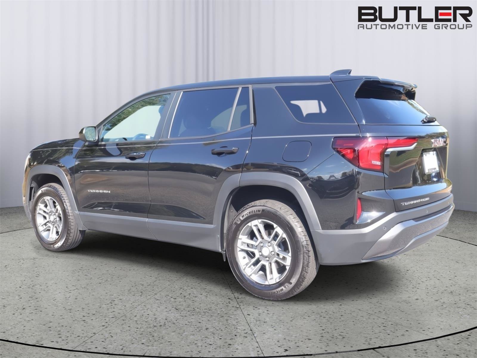 Used 2025 GMC Terrain Elevation AWD/4WD image 4