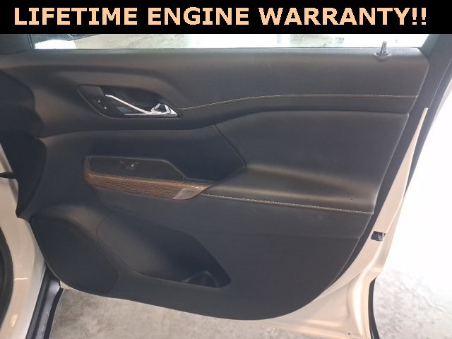 Used 2023 GMC Acadia SLE w/ Driver Convenience Package image 28