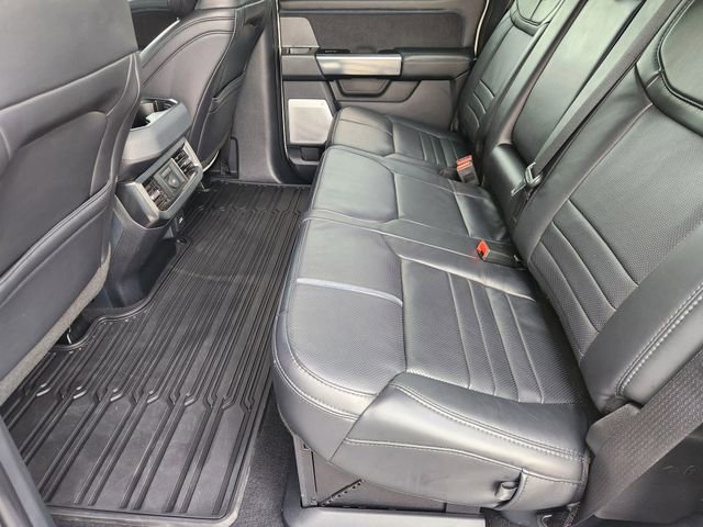 Used 2025 Ford F250 Platinum w/ FX4 Off-Road Package image 24