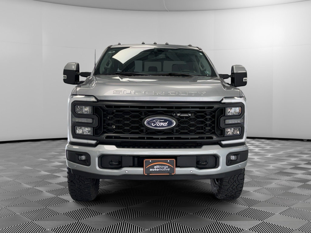 Used 2023 Ford F250 Lariat w/ Lariat Ultimate Package AWD/4WD image 3