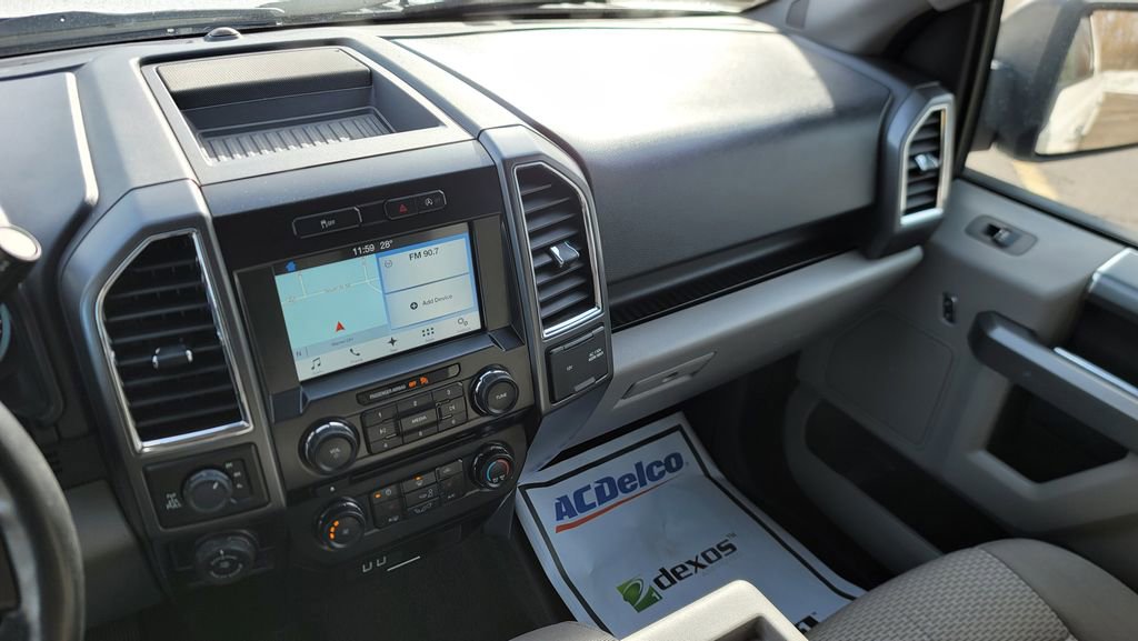 Used 2017 Ford F150 XLT w/ Equipment Group 302A Luxury image 21