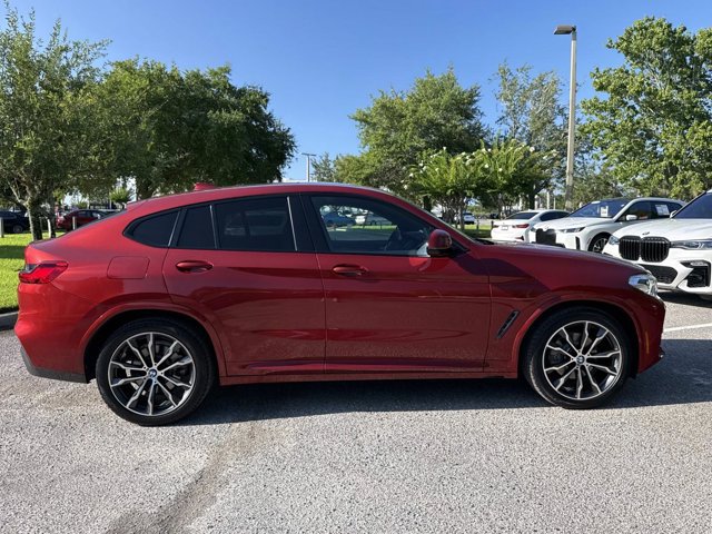 Used 2021 BMW X4 xDrive30i w/ M Sport Package AWD/4WD image 2