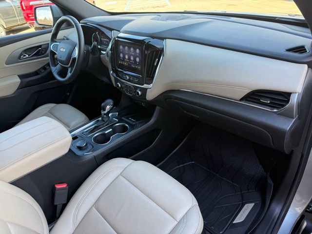 Used 2023 Chevrolet Traverse LT w/ LPO, Floor Liner Package image 30