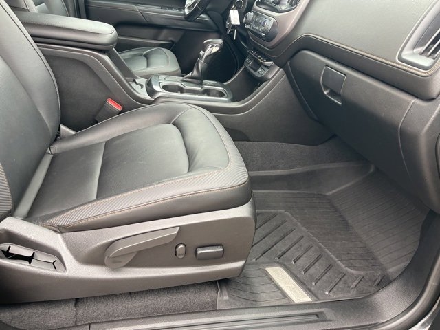 Used 2022 GMC Canyon AT4 image 30