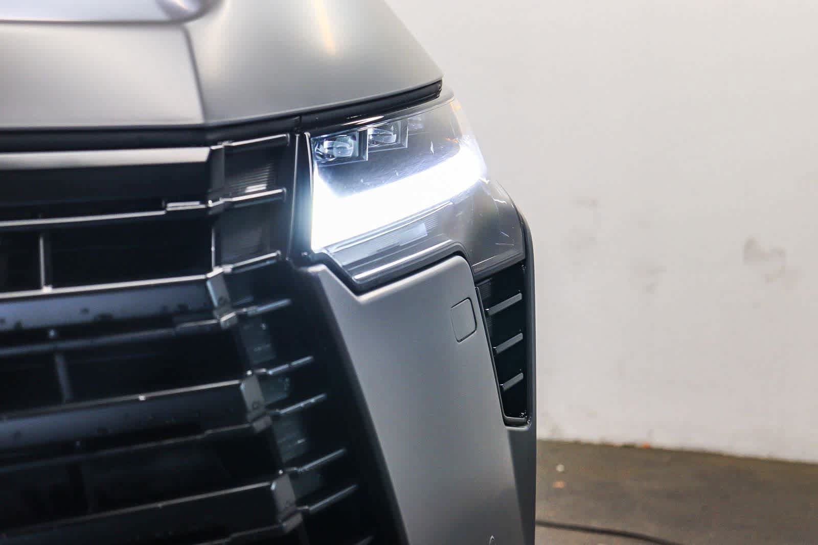 Used 2024 Lexus GX 550 AWD/4WD image 7