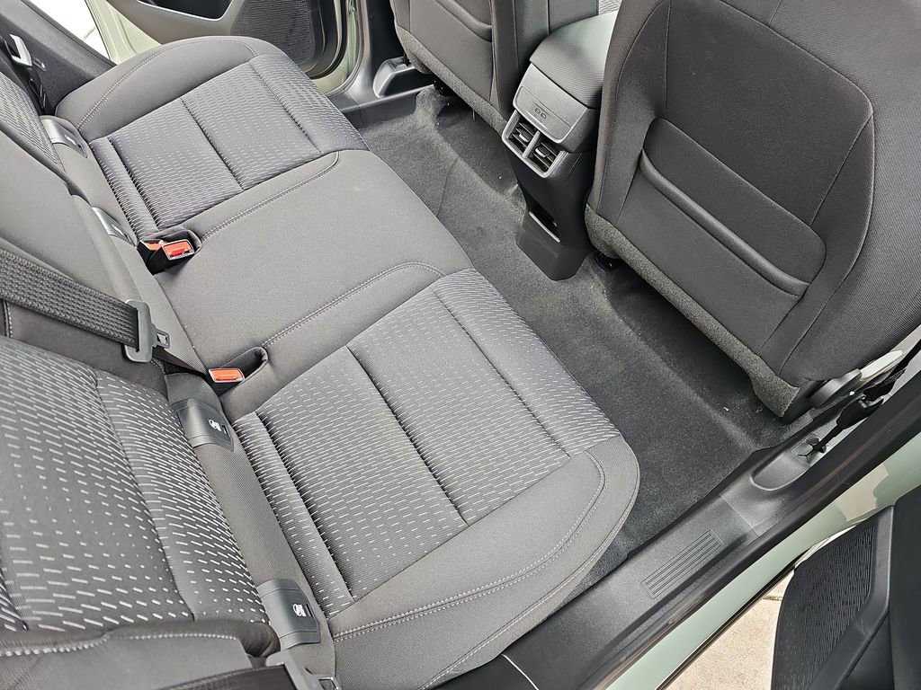 New 2026 Chevrolet Equinox LT FWD image 11