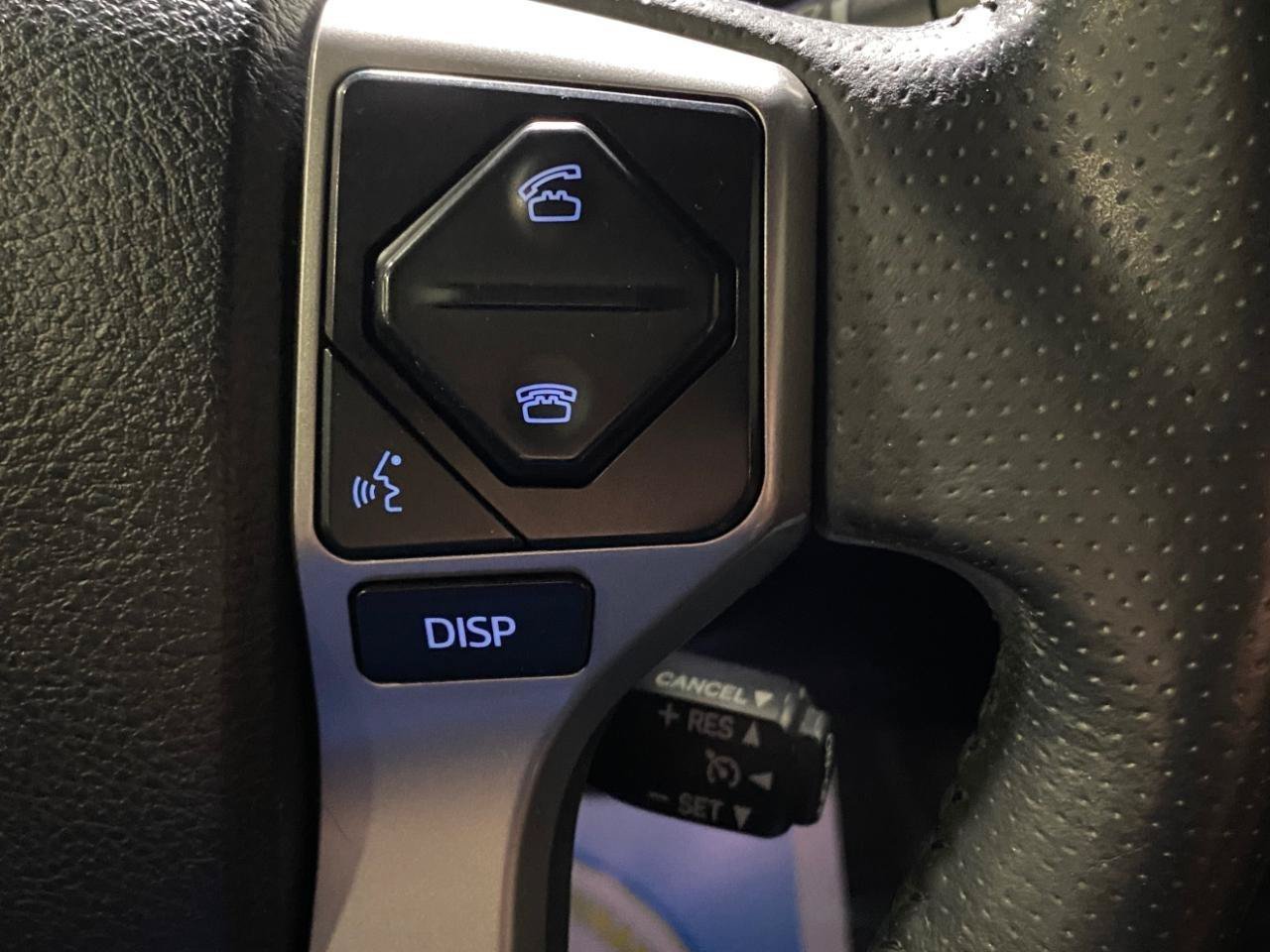 Used 2018 Toyota 4Runner Limited AWD/4WD image 23