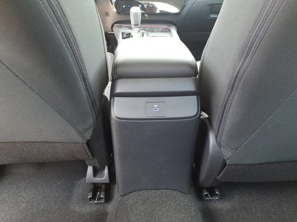 New 2026 Nissan Sentra SV w/ SV Convenience Package FWD image 28
