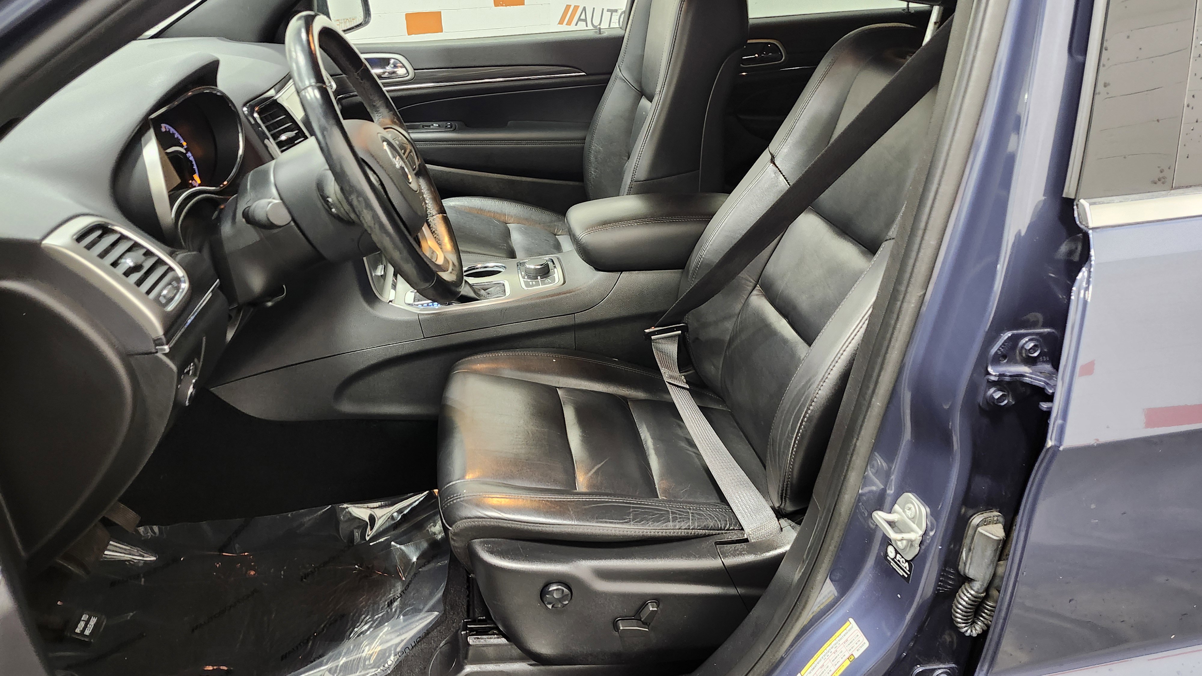 Used 2021 Jeep Grand Cherokee Limited w/ Premium Lighting Group image 27