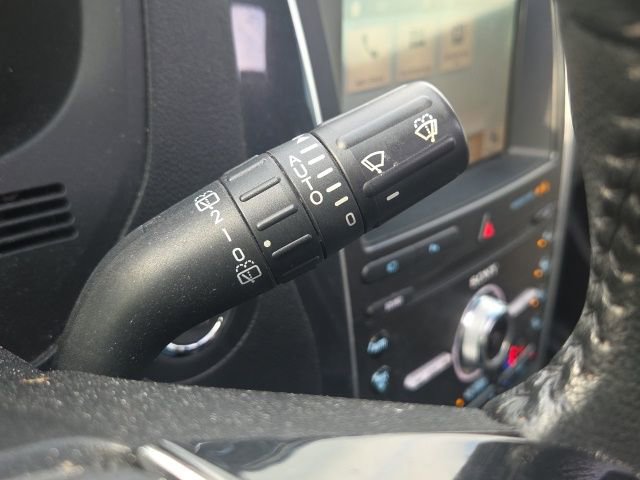 Used 2019 Ford Explorer Limited w/ Ford Safe & Smart Package image 43