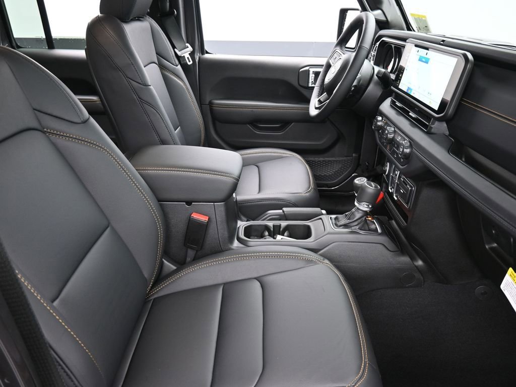 New 2026 Jeep Gladiator Sport image 17