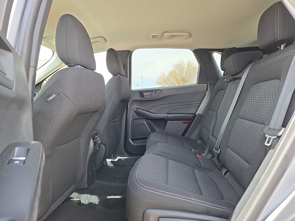 Used 2023 Ford Escape Active image 16
