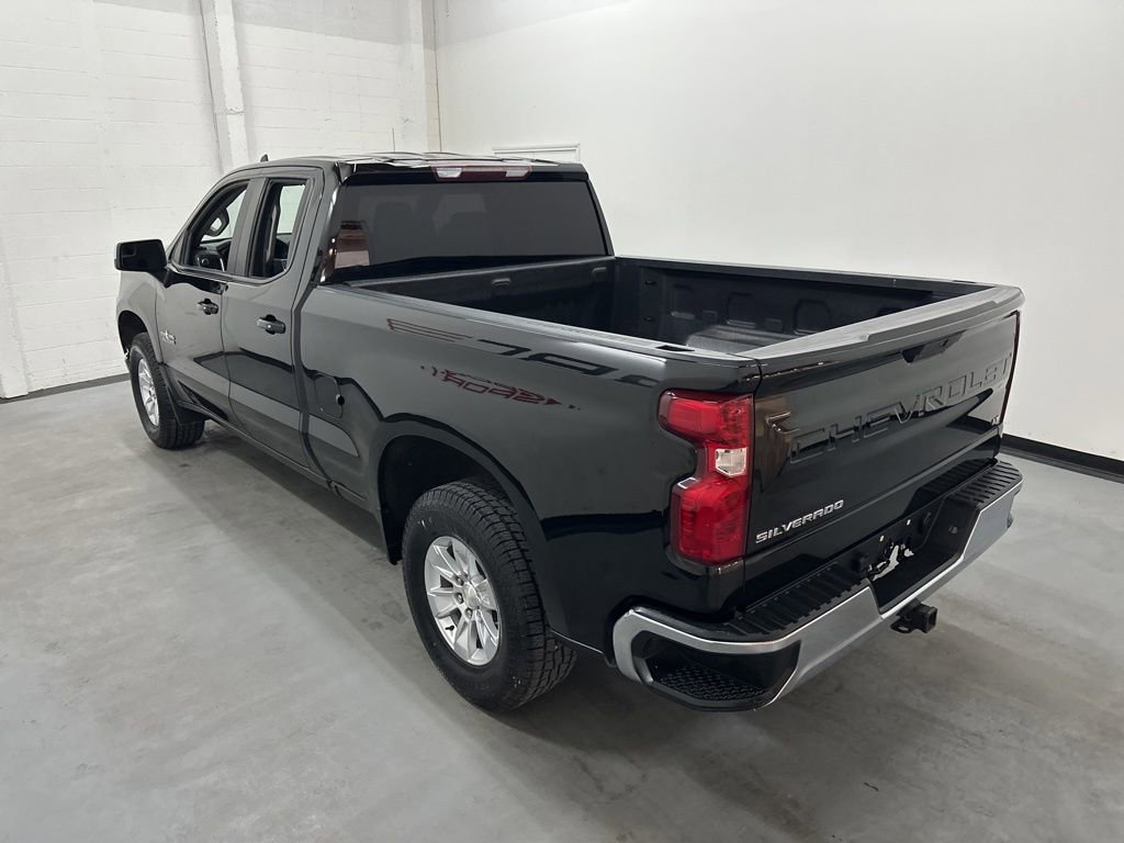 Used 2019 Chevrolet Silverado 1500 LT w/ Texas Edition RWD image 17