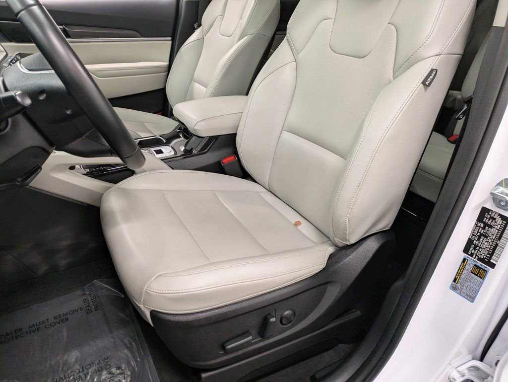 Certified 2024 Kia Telluride S w/ S Sunroof Package image 9