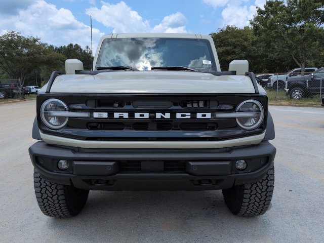 New 2026 Ford Bronco Outer Banks w/ Sasquatch Package AWD/4WD image 8