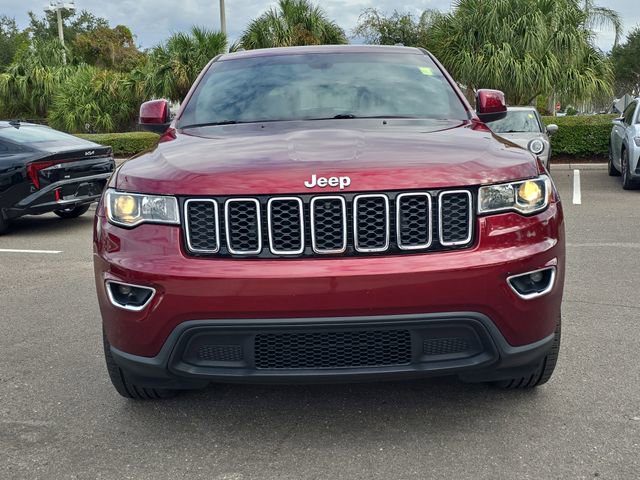 Used 2021 Jeep Grand Cherokee Laredo image 3