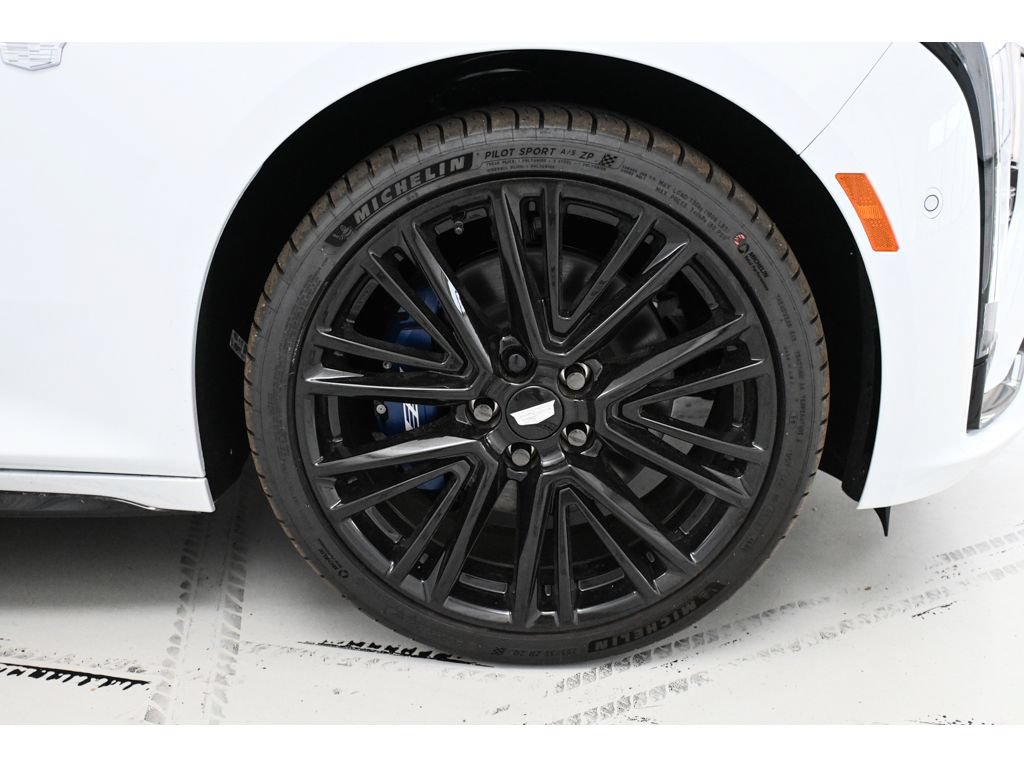 New 2026 Cadillac CT5 Sport w/ LPO, ONYX Package AWD/4WD image 8