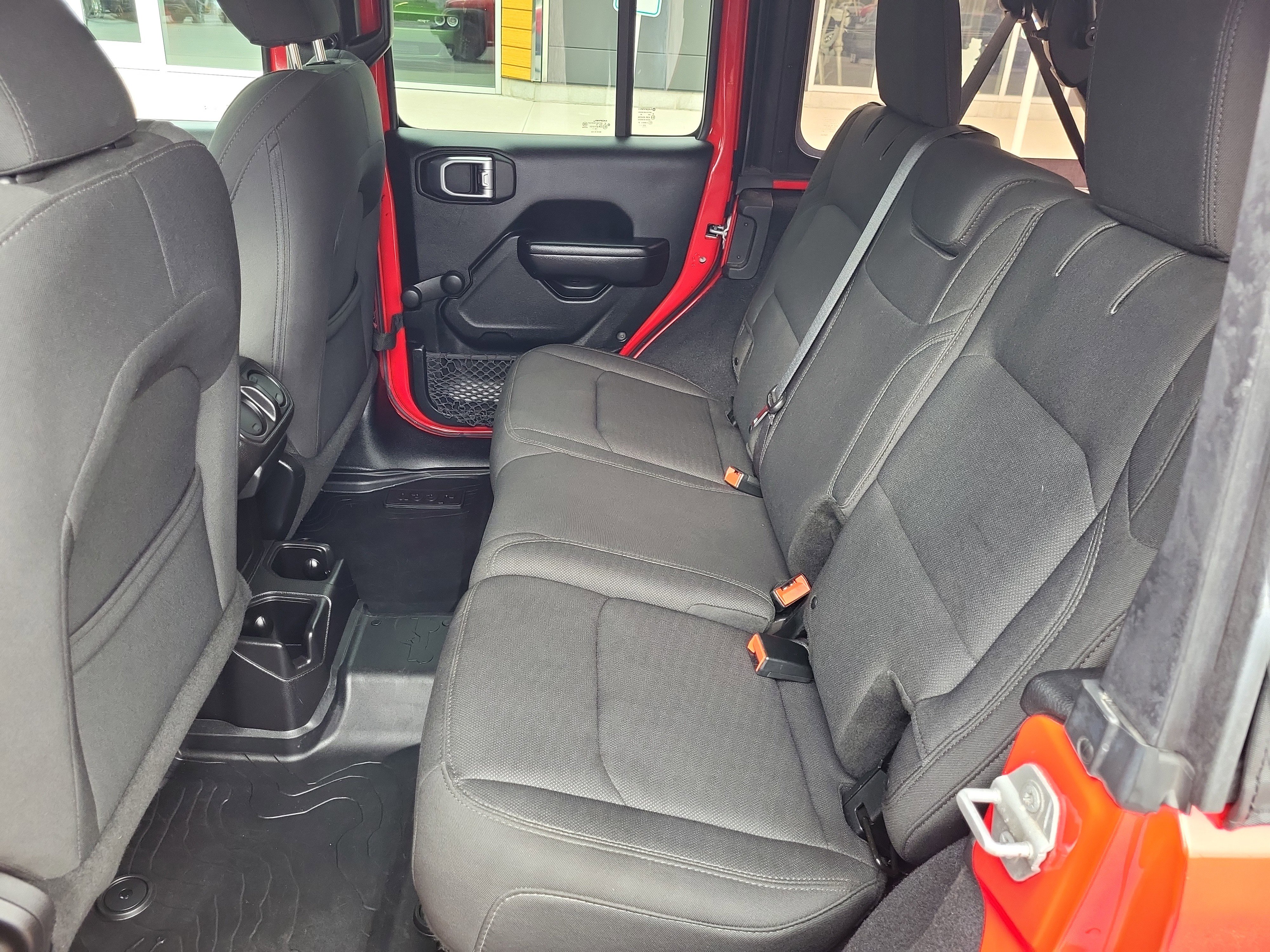 Used 2018 Jeep Wrangler Unlimited Sport image 9