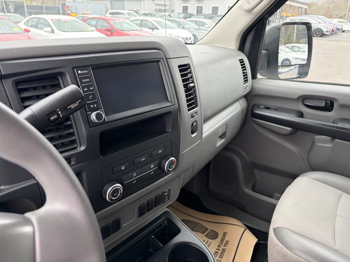 Used 2019 Nissan NV 1500 S RWD image 13
