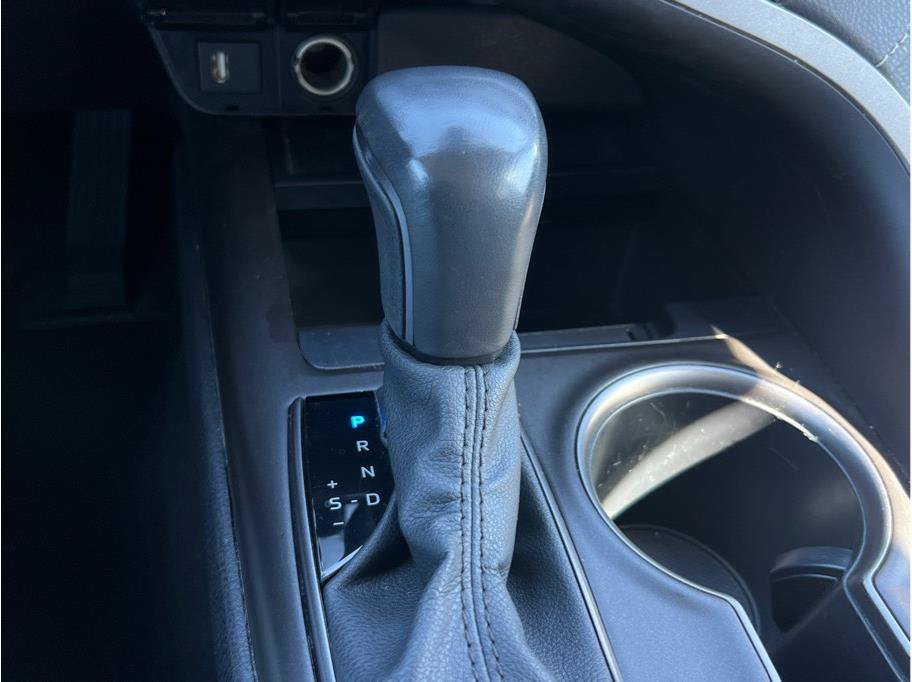 Used 2024 Toyota Camry SE FWD image 16